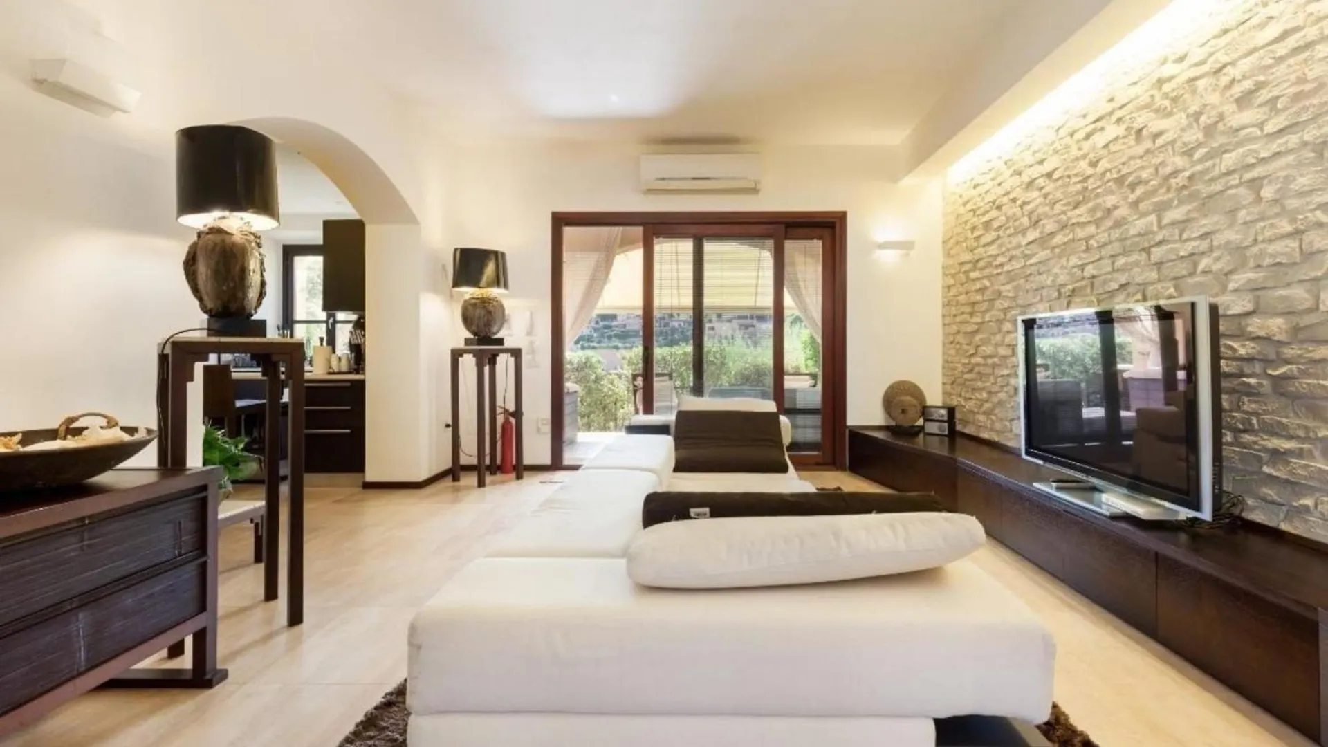 Wohnung In Villasimius Mit Moeblierter Terrasse