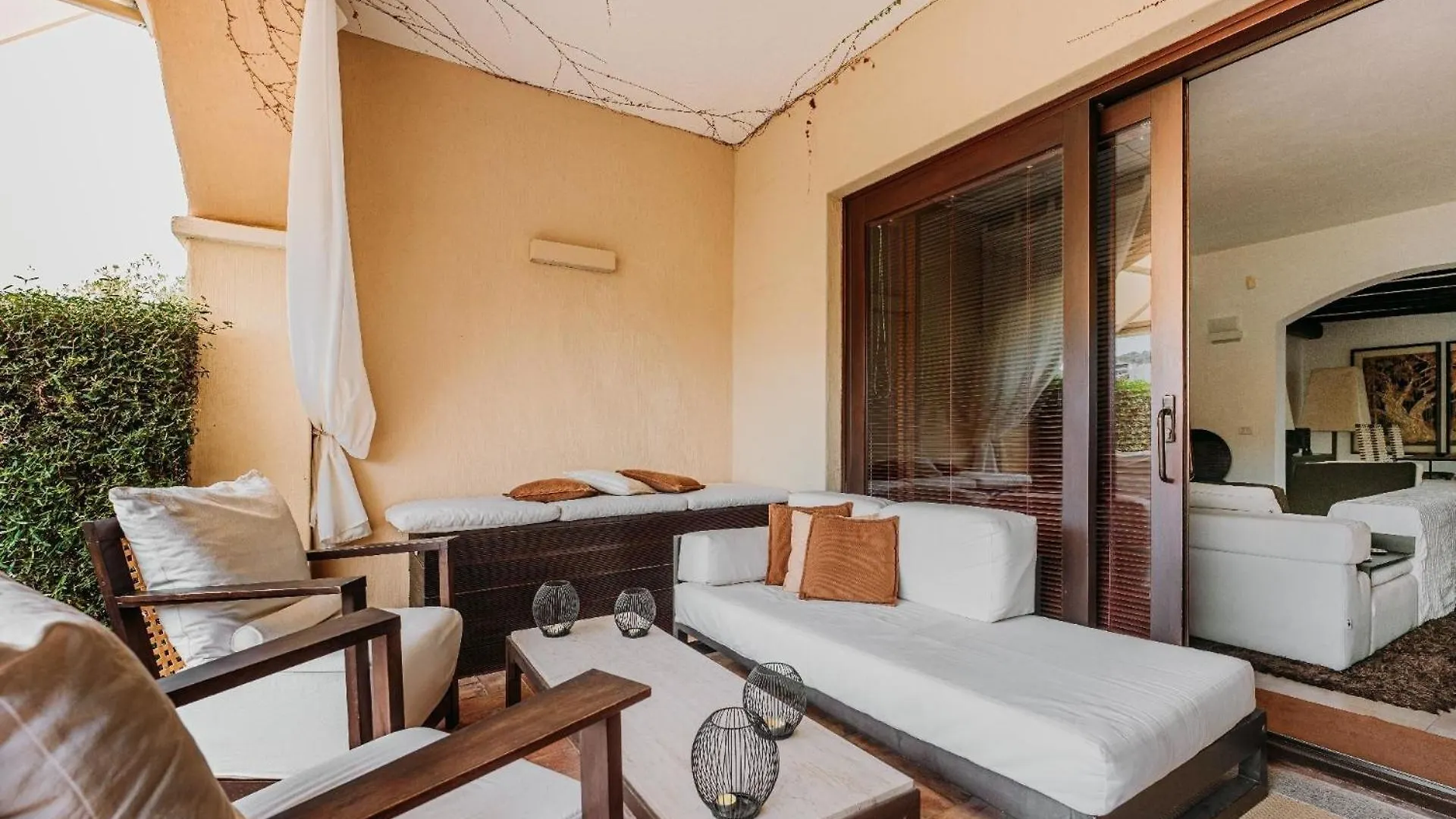 Apartment Wohnung In Villasimius Mit Moeblierter Terrasse