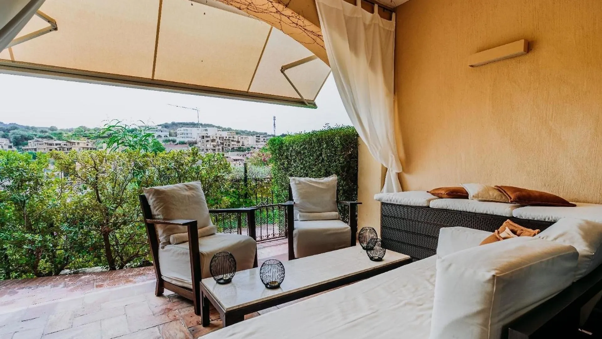 Wohnung In Villasimius Mit Moeblierter Terrasse Apartment